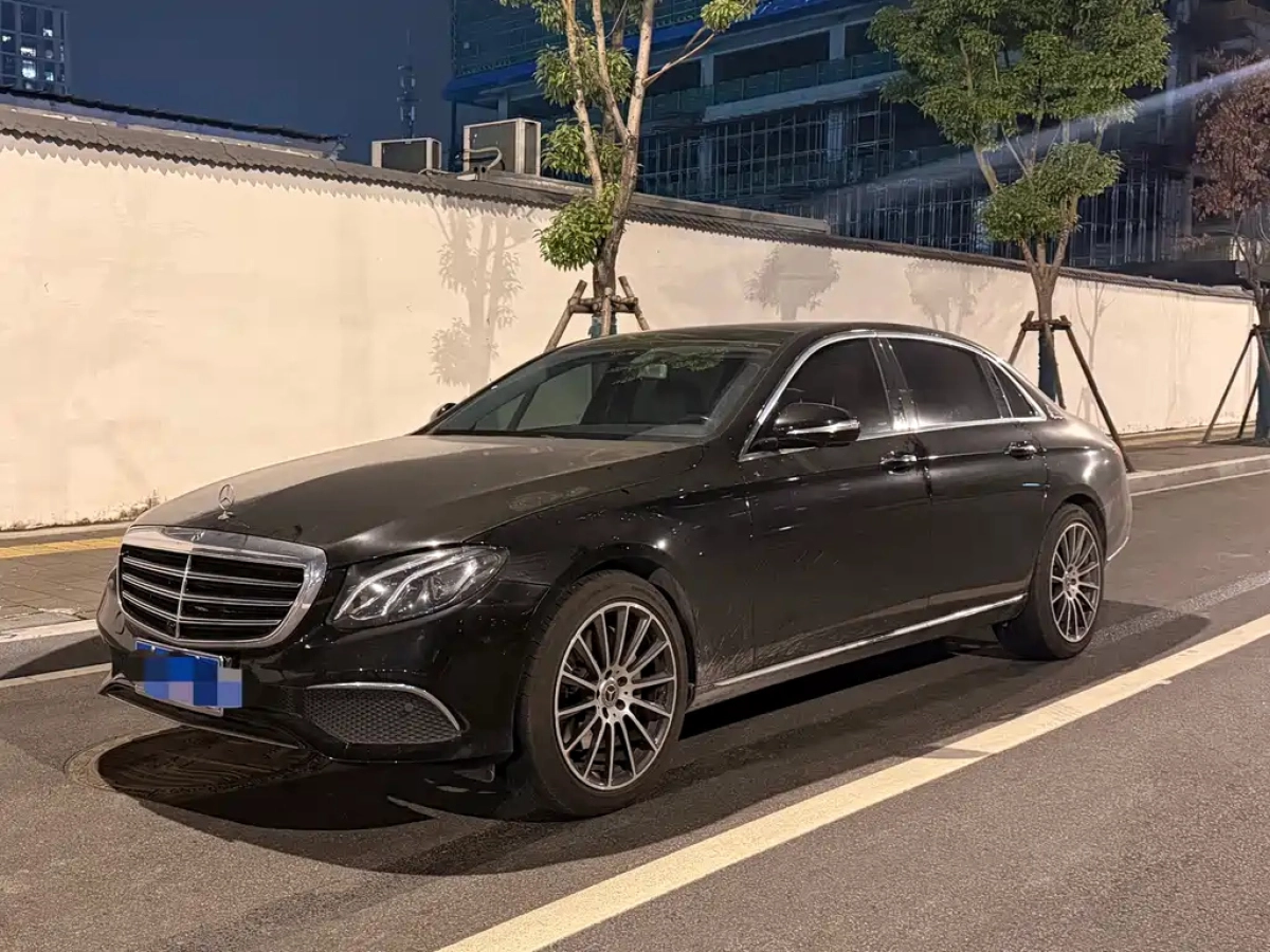 MERCEDES BENZ E-CLASS