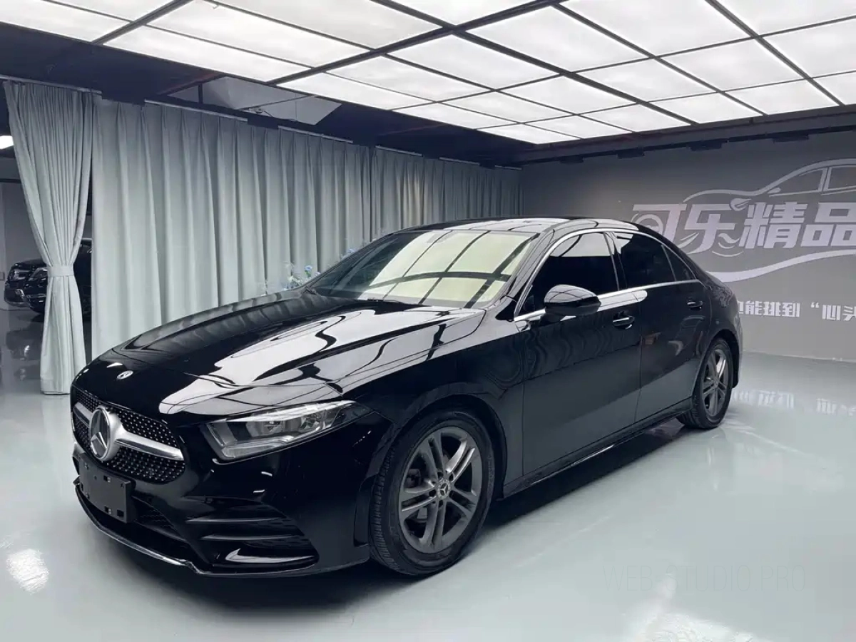 MERCEDES BENZ A-CLASS  2020