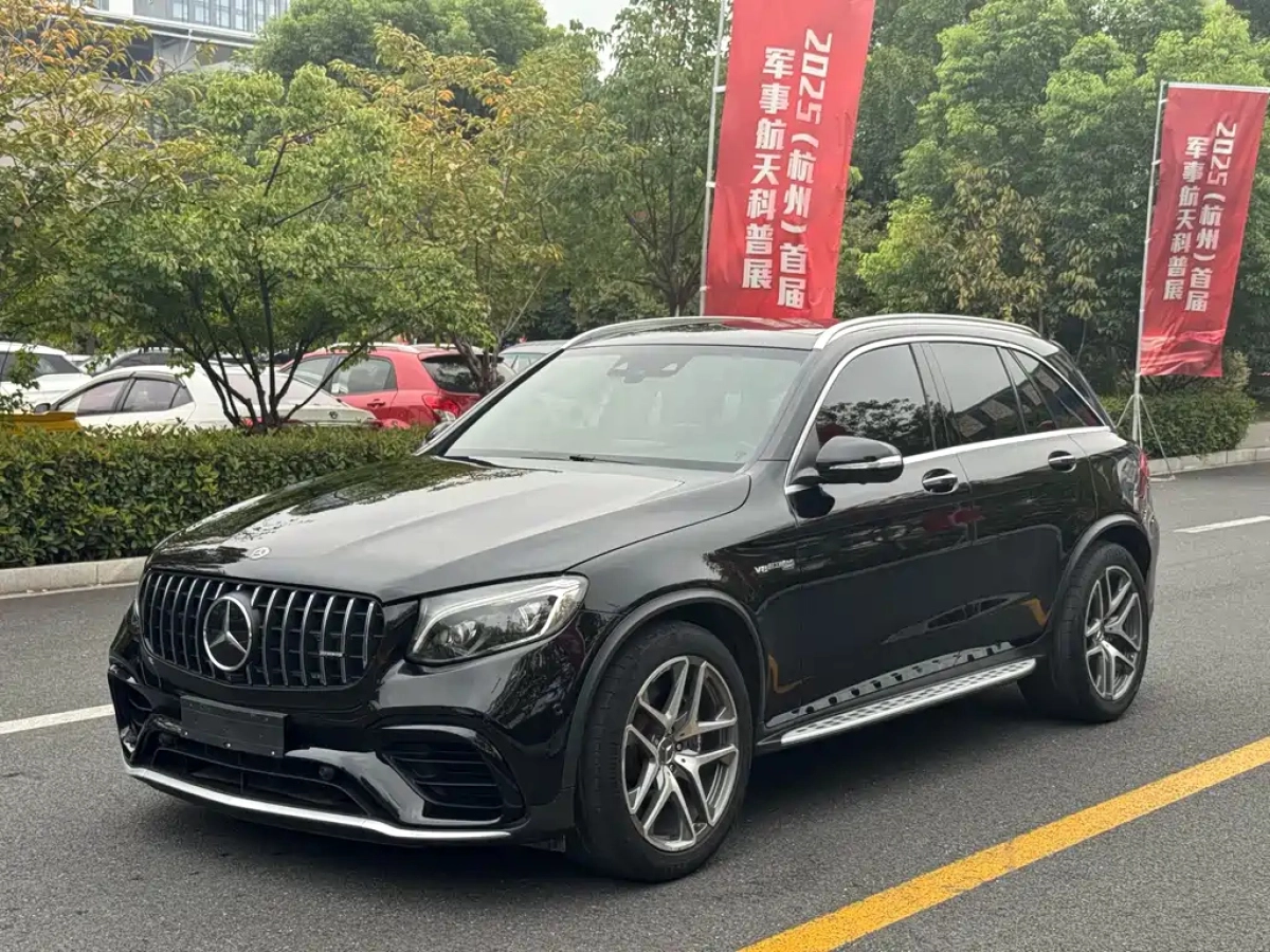 MERCEDES BENZ GLC AMG  2019