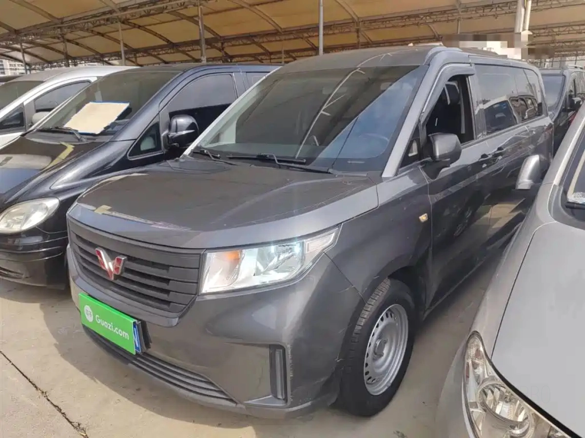 SGMW WULING JOURNEY  2022