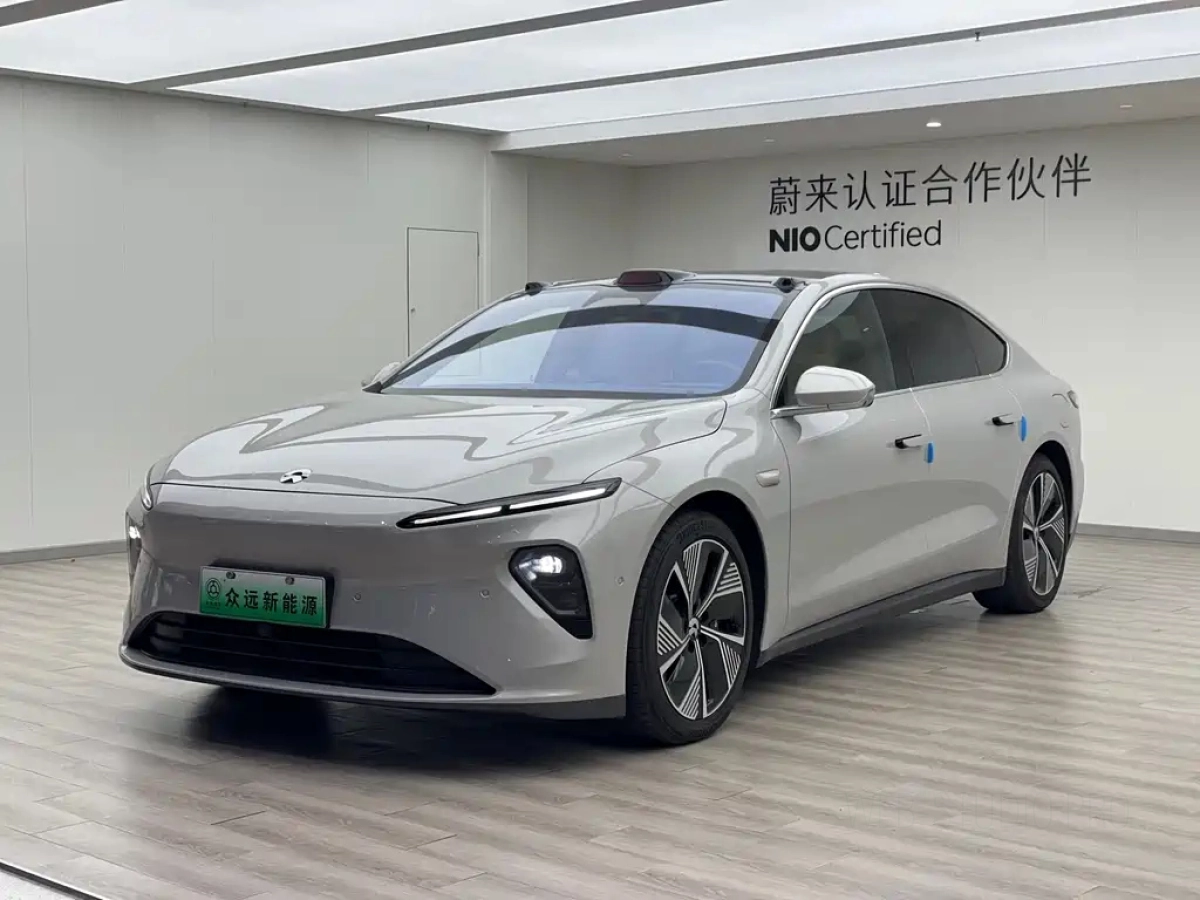 NIO ET7