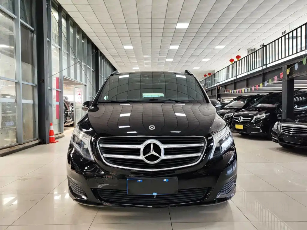 MERCEDES BENZ V-CLASS