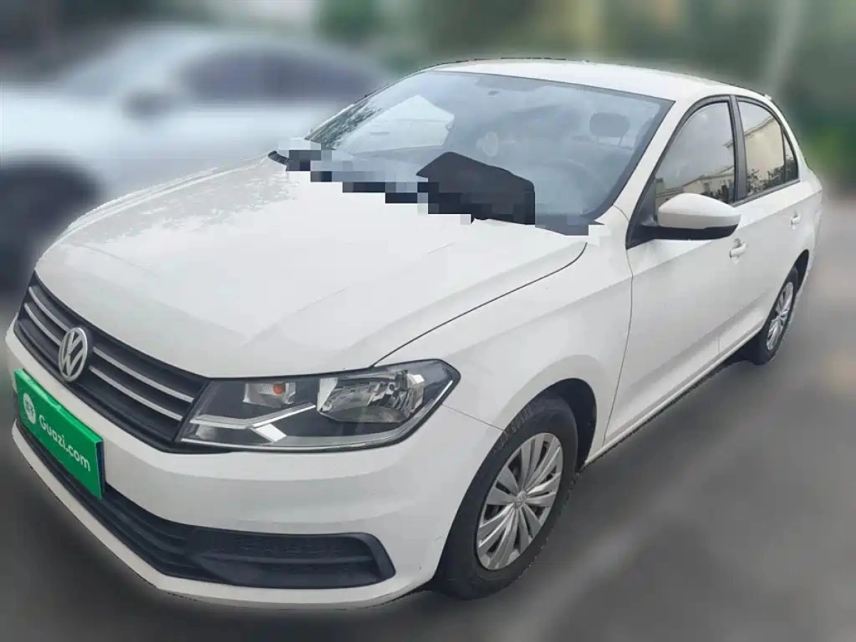 VOLKSWAGEN SANTANA  2020