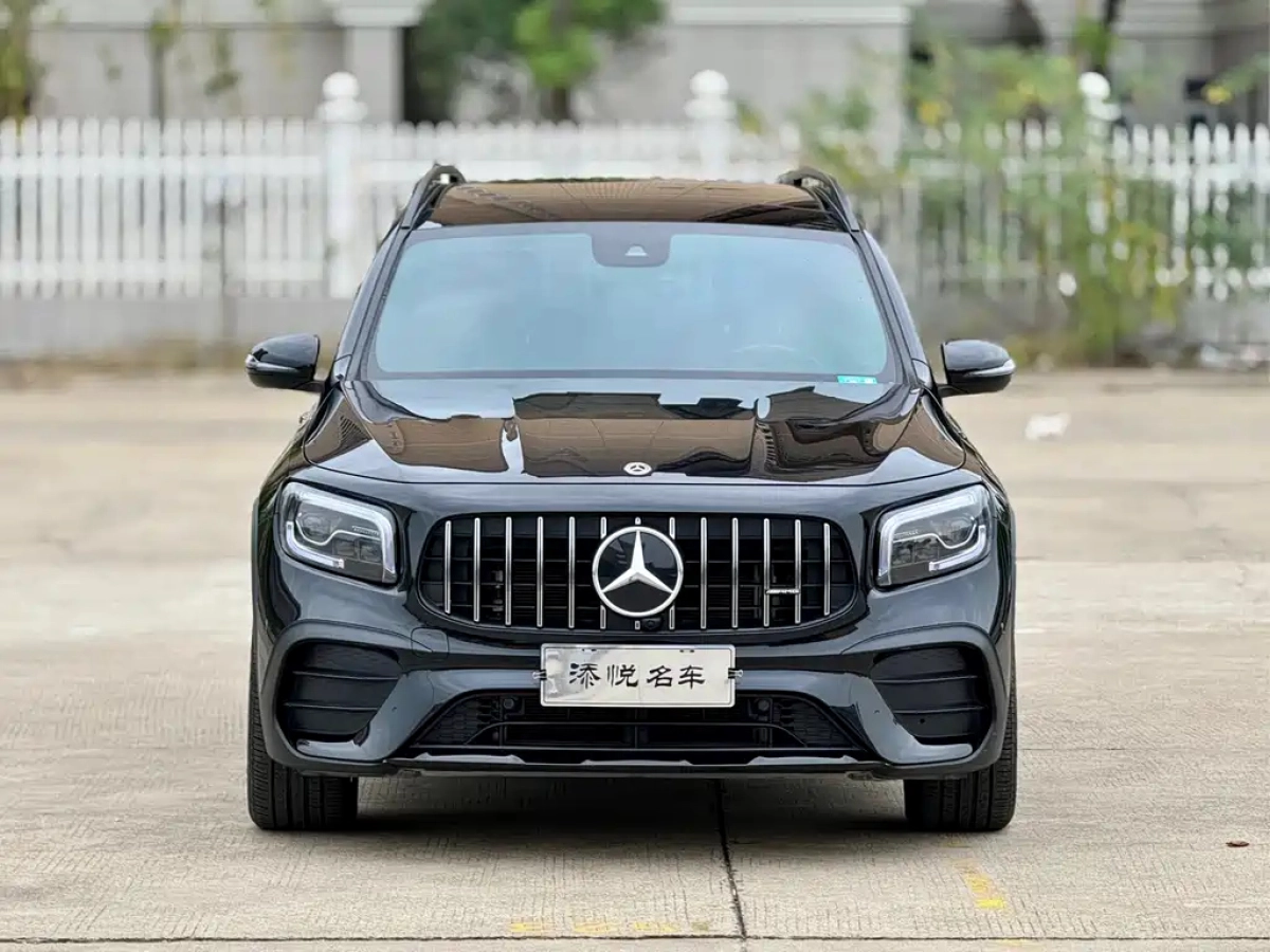 MERCEDES BENZ GLB AMG