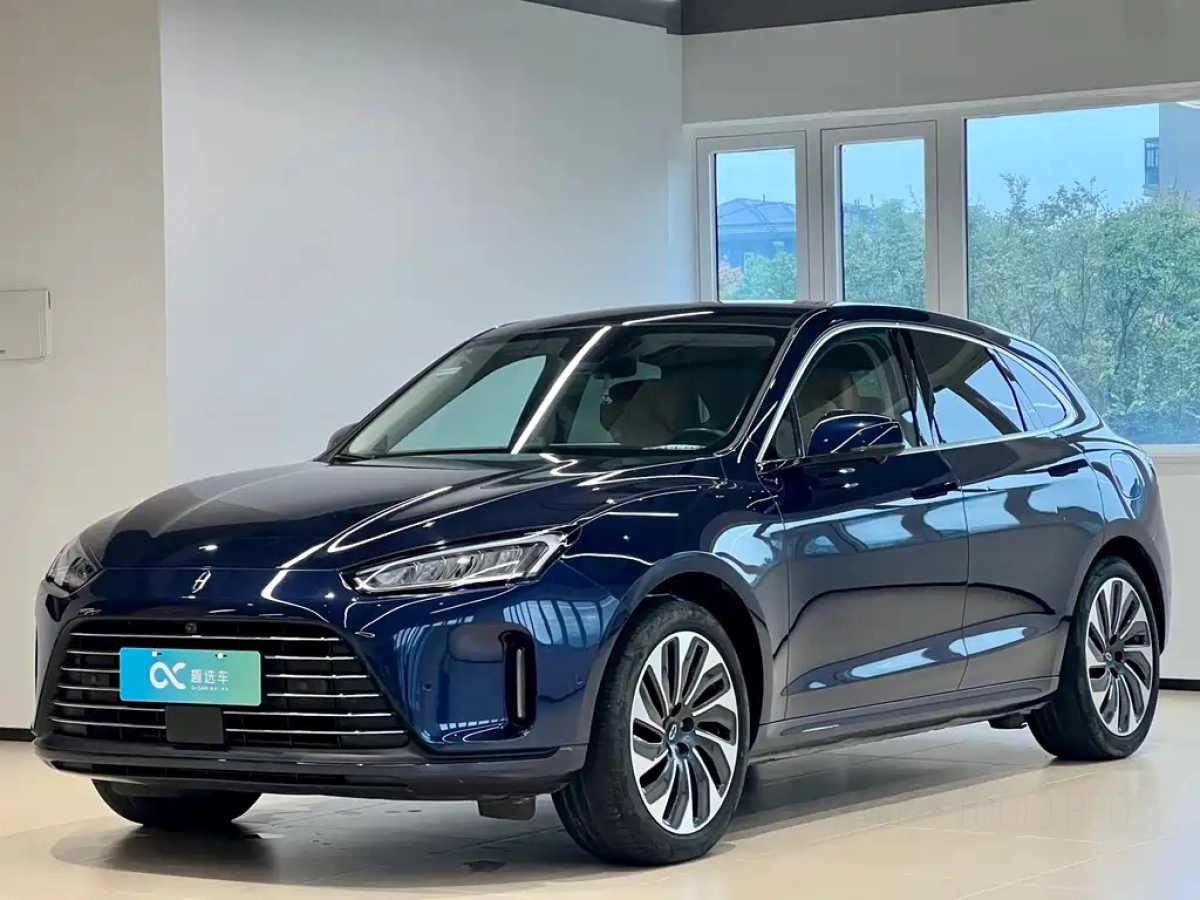 HUAWEI HARMON AITO M5  2022