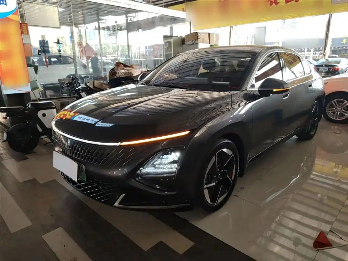 SGMW WULING STARLIGHT