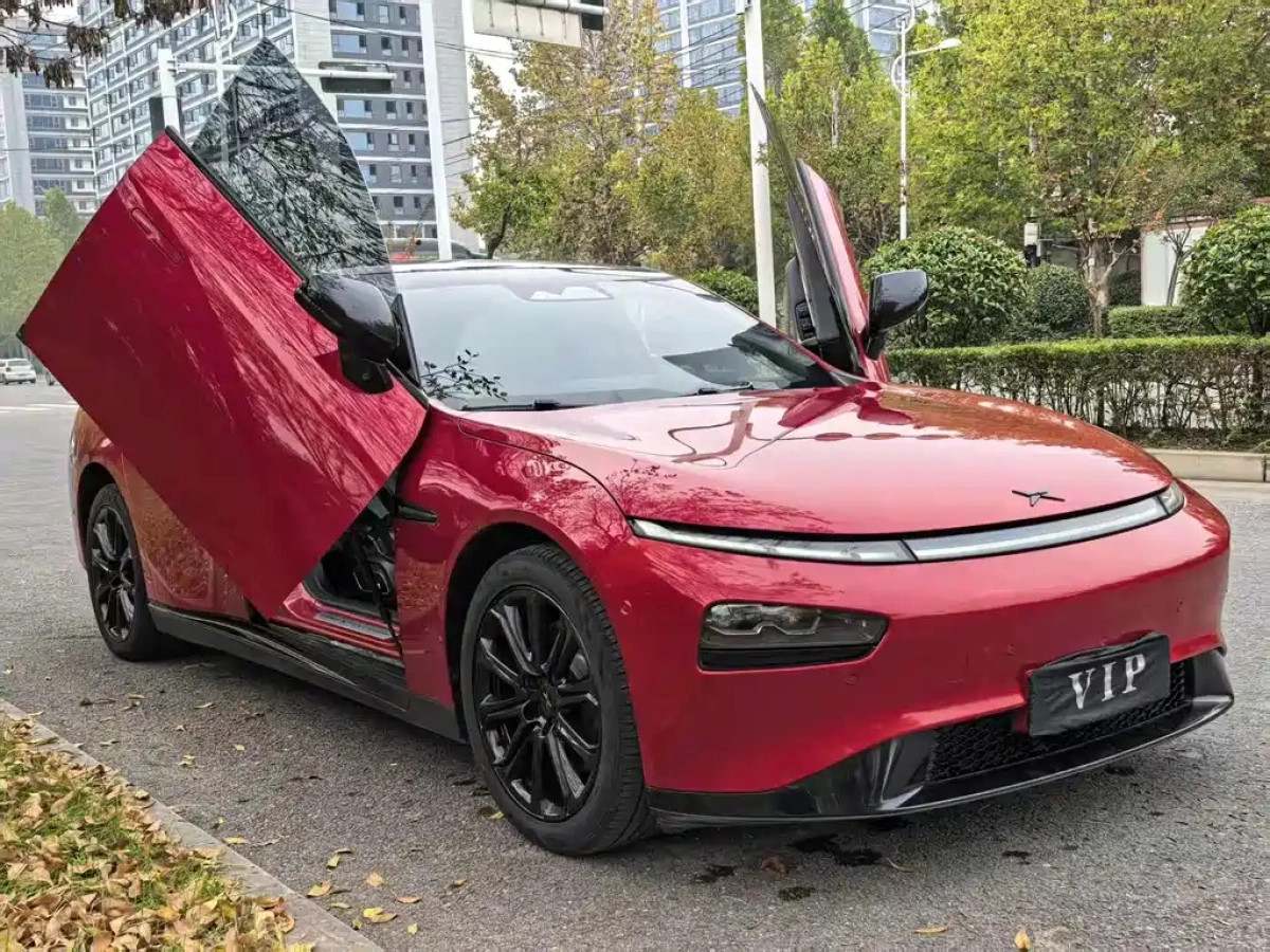 XPENG MOTORS P7