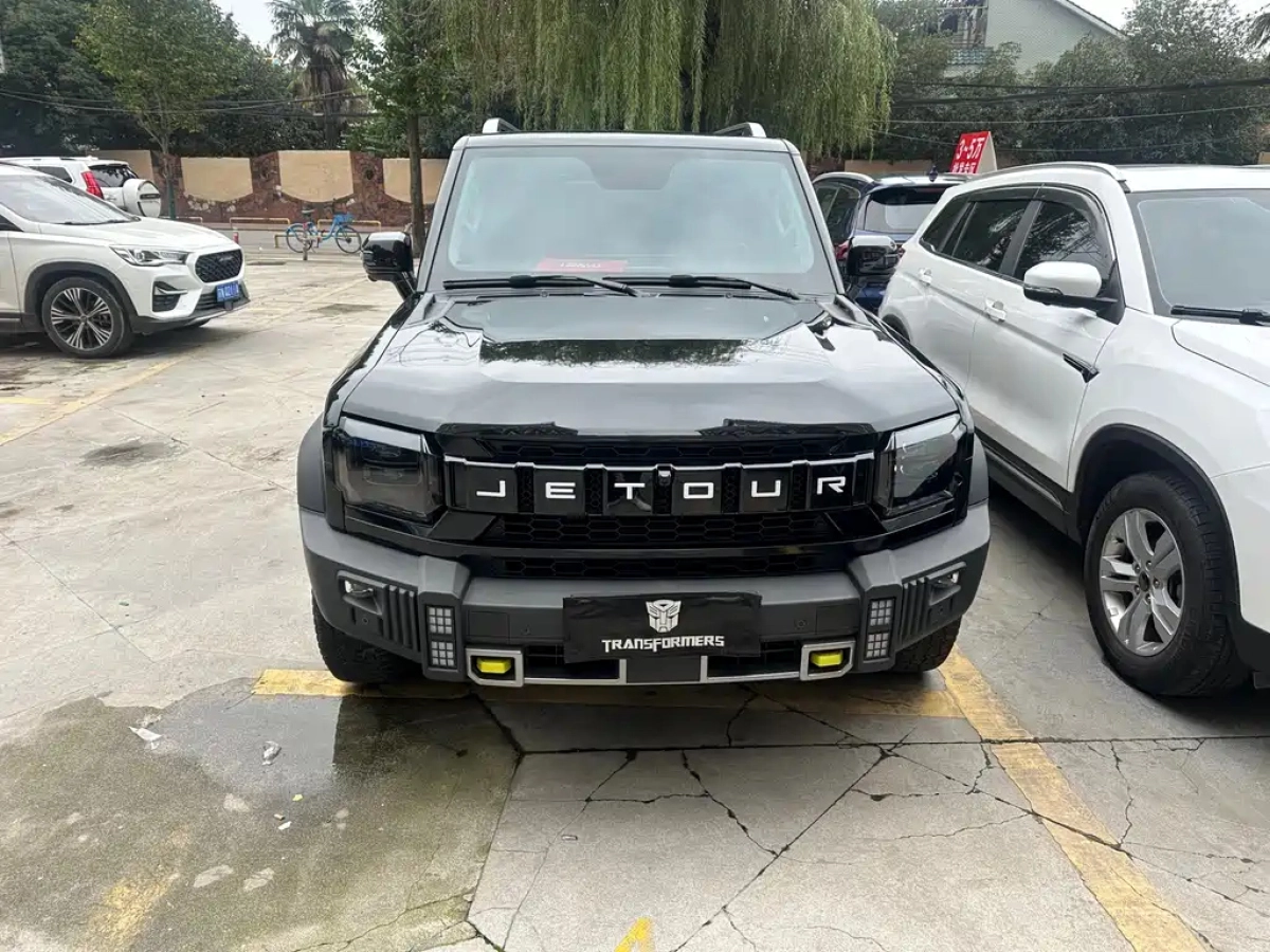 JETOUR TRAVELLER  T2