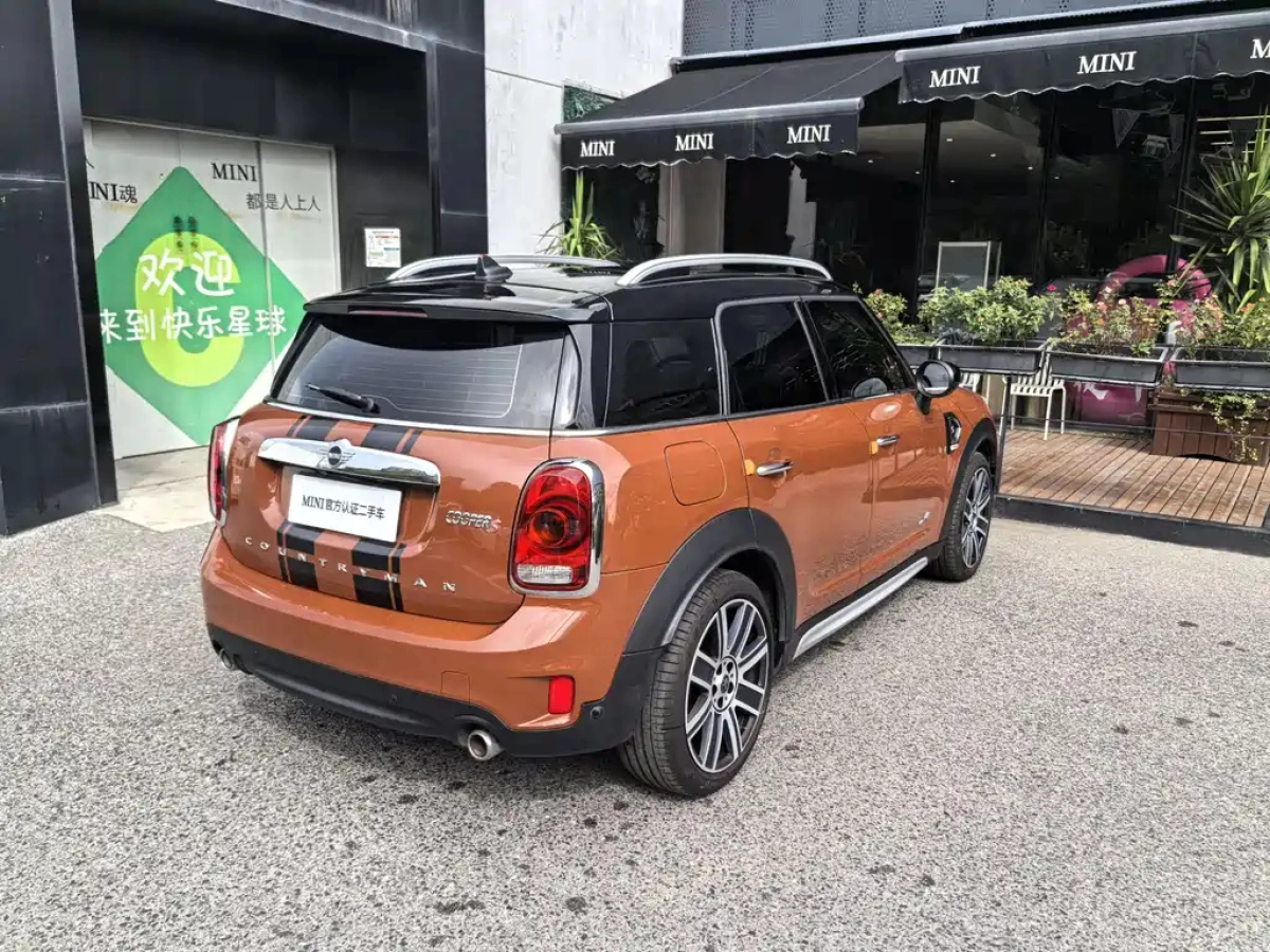 MINI COUNTRYMAN