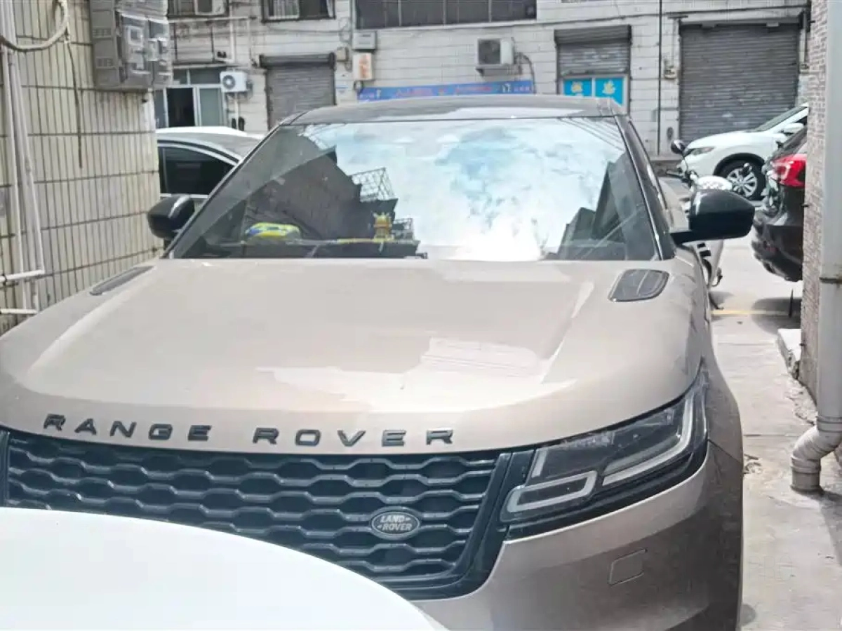 LAND ROVER RANGE ROVER VELAR