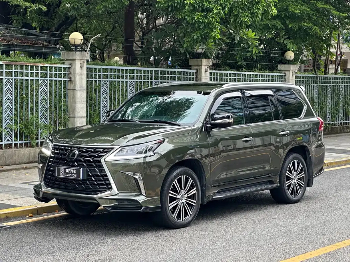 LEXUS LX  2022