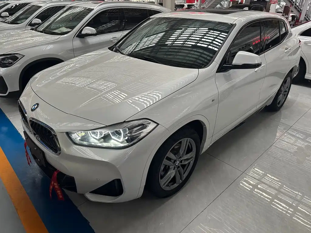 BMW X2  2021