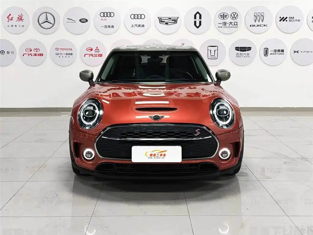 MINI CLUBMAN