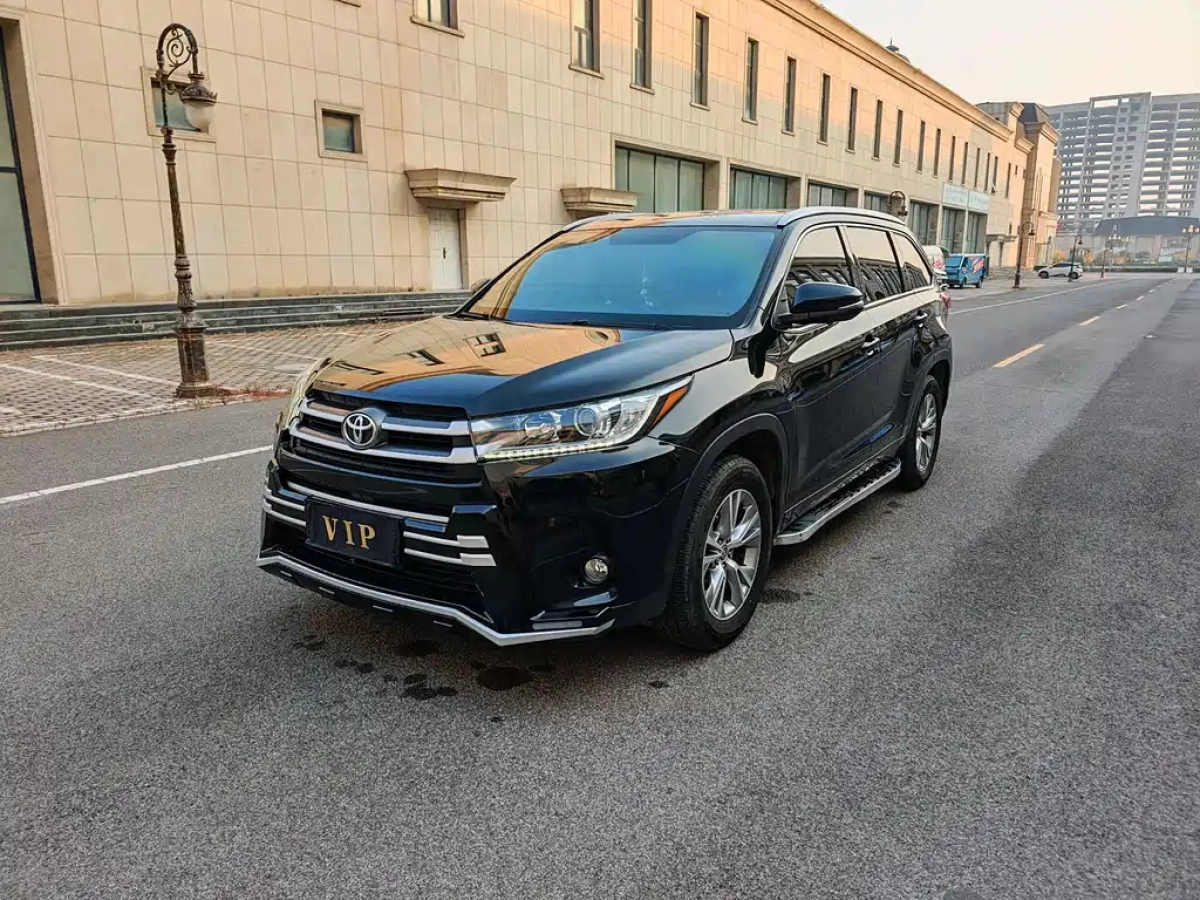 TOYOTA HIGHLANDER  2020