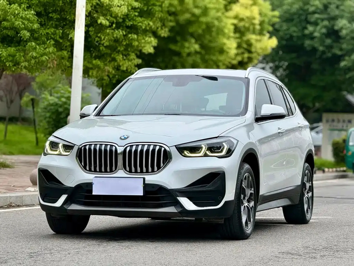 BMW X1  2022