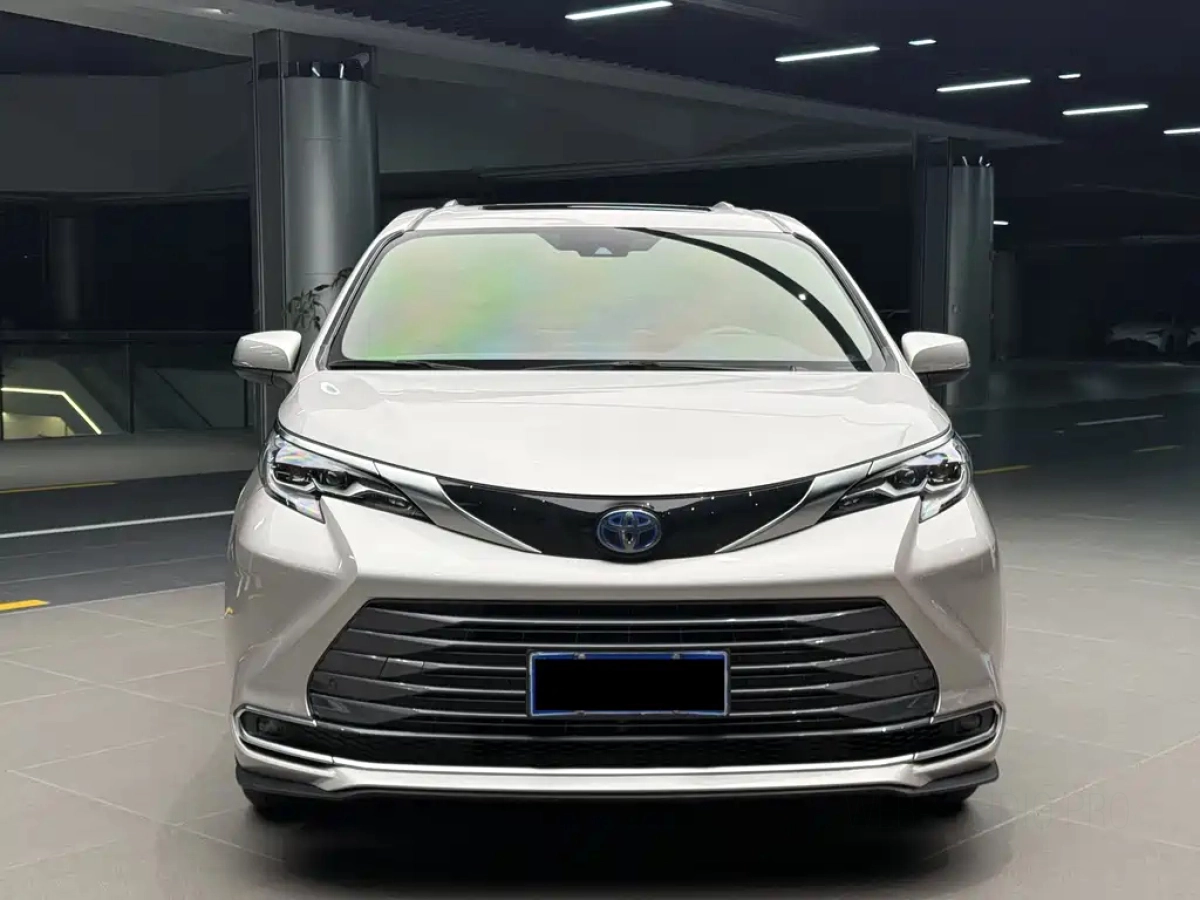 TOYOTA SIENNA SIENNA