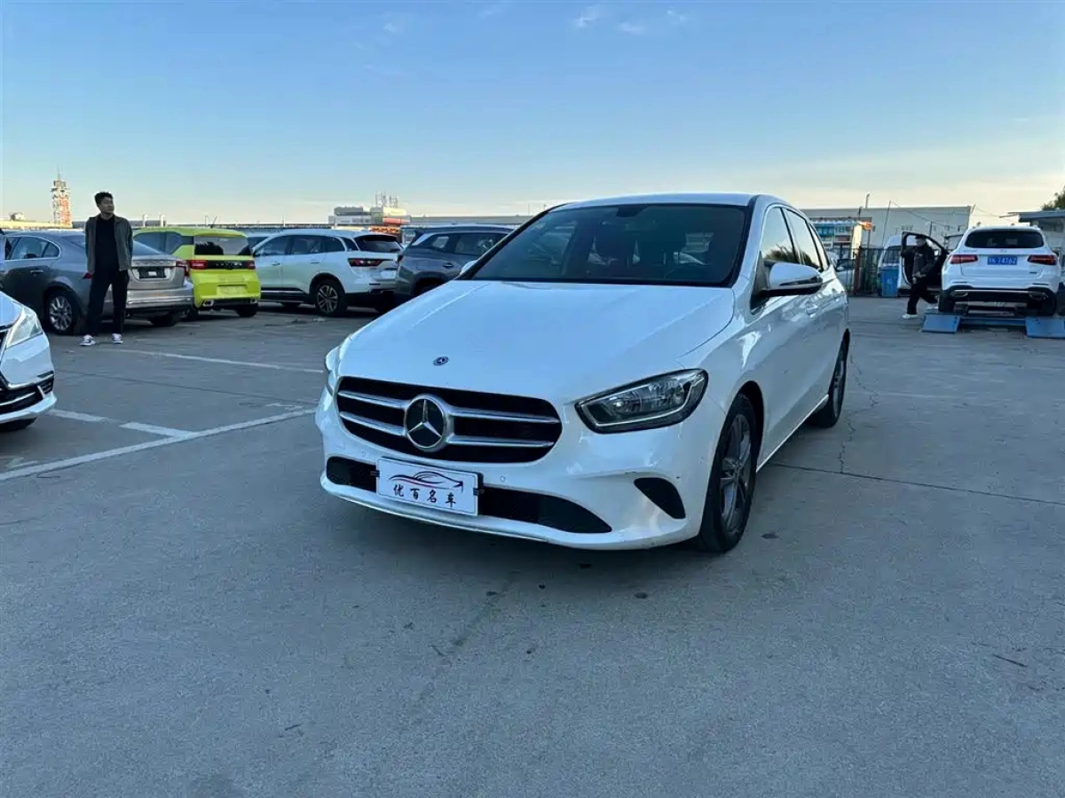 MERCEDES BENZ B-CLASS  2020