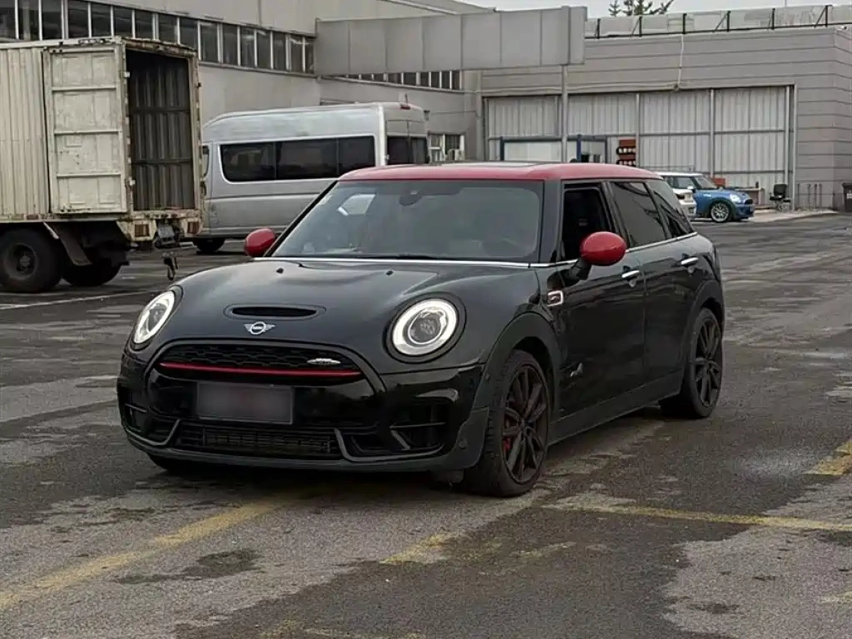 MINI JCW CLUBMAN