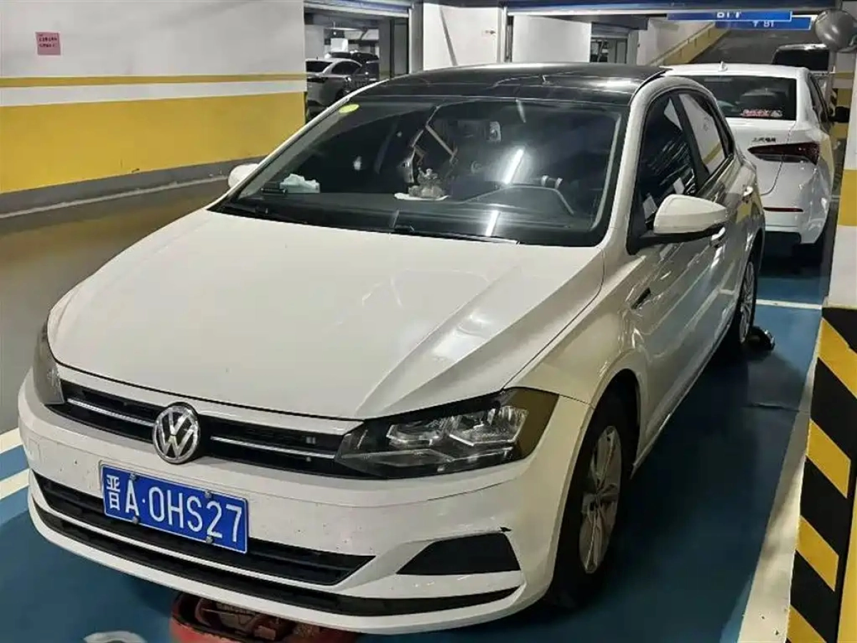 VOLKSWAGEN POLO  2021