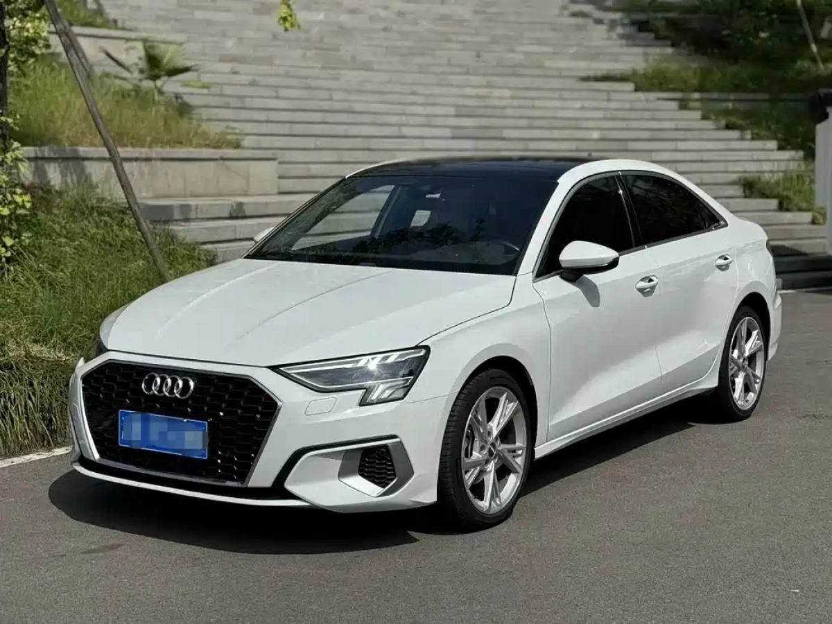 AUDI A3  2021