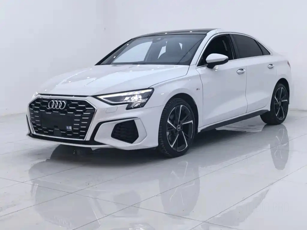 AUDI A3  2022
