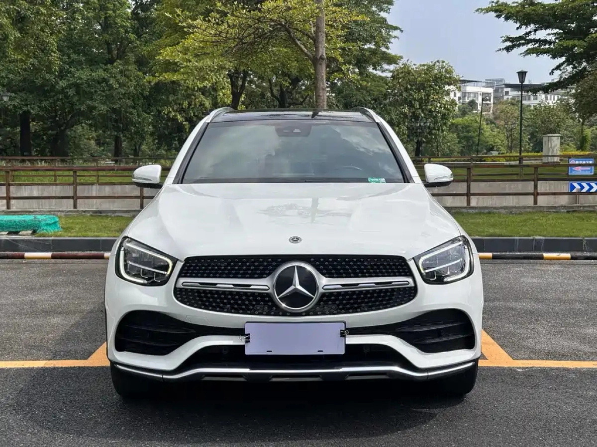 MERCEDES BENZ GLC