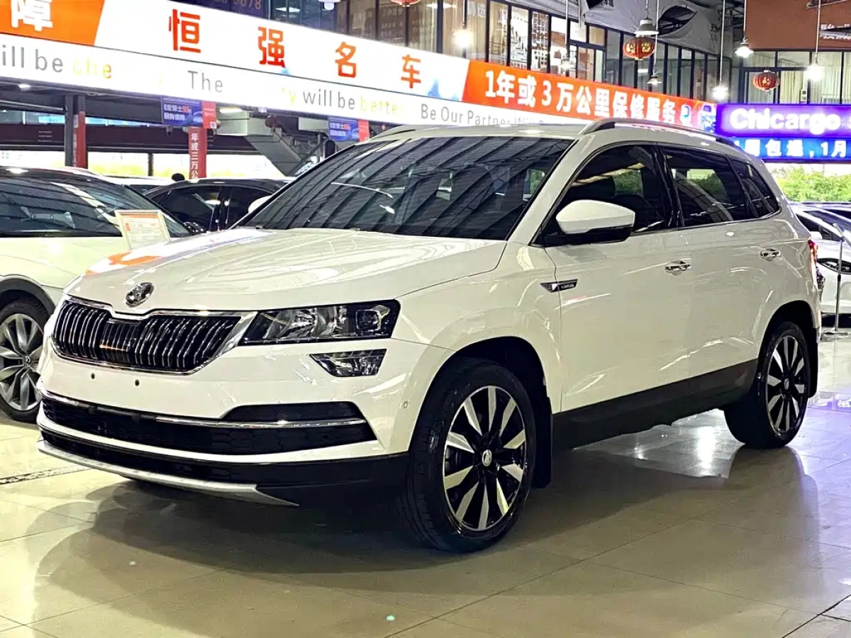 SKODA KAROQ  2021