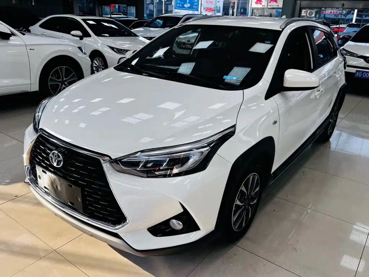 TOYOTA YARIS L DAZZLING  2022
