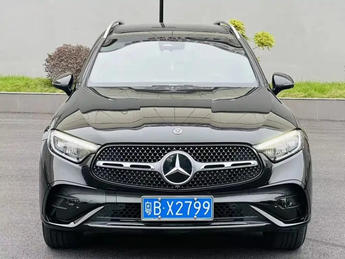 MERCEDES BENZ GLC