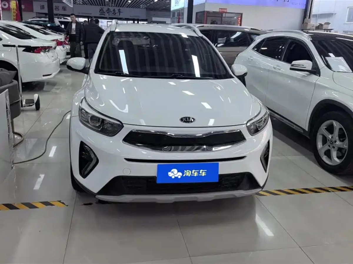 KIA KX1