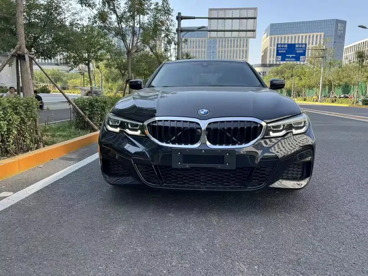 BMW 3-SERIES
