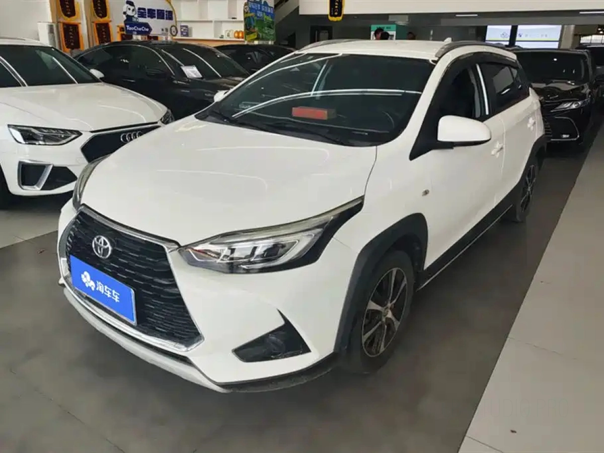 TOYOTA YARIS L DAZZLING  2022