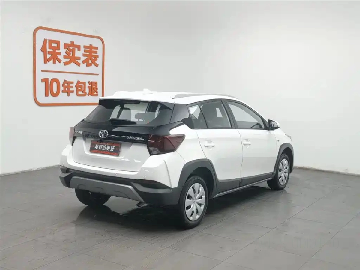 TOYOTA YARIS L DAZZLING