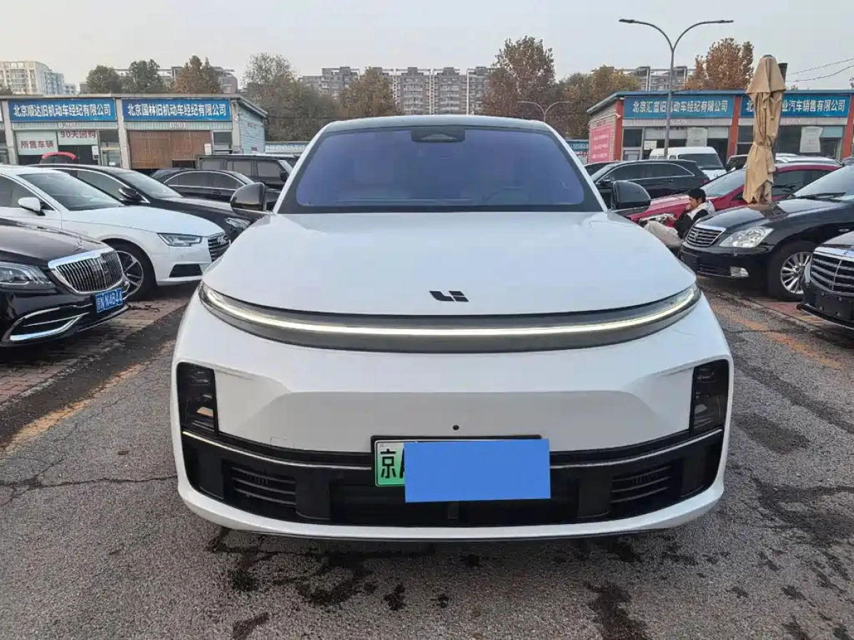 LI AUTO L7