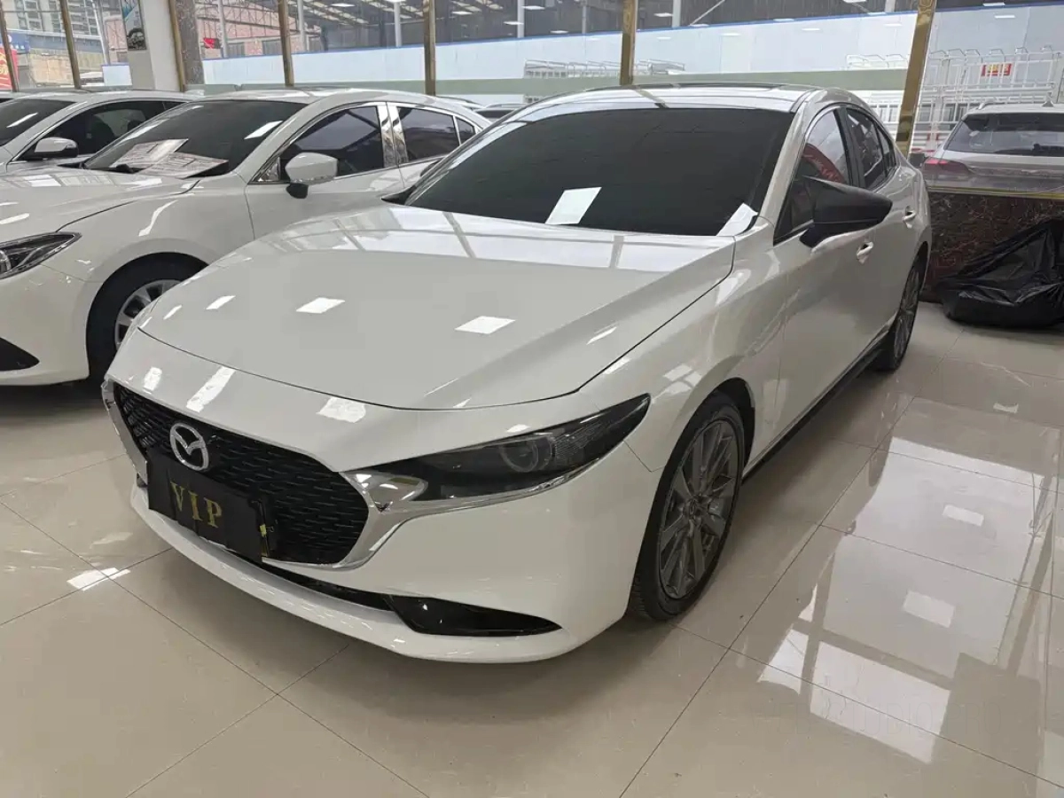 MAZDA 3 AXELA