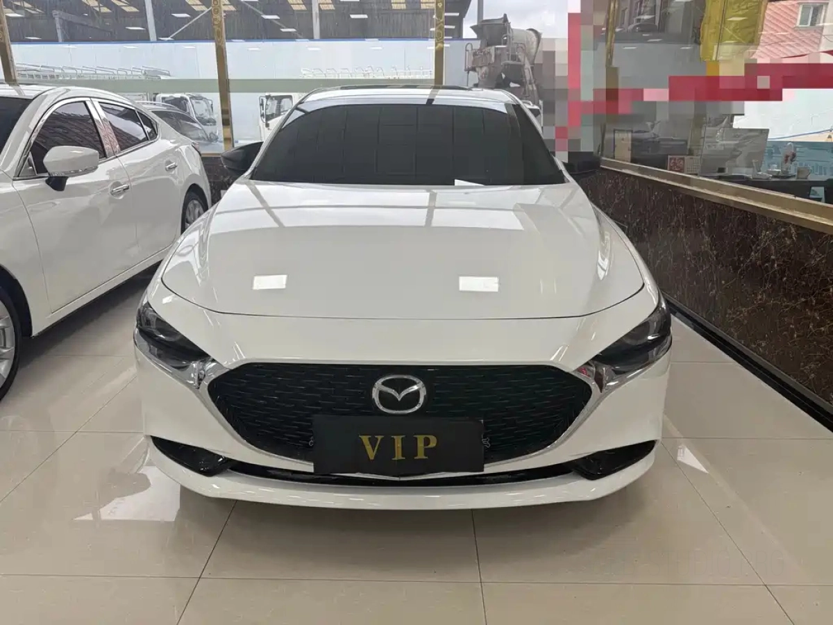 MAZDA 3 AXELA