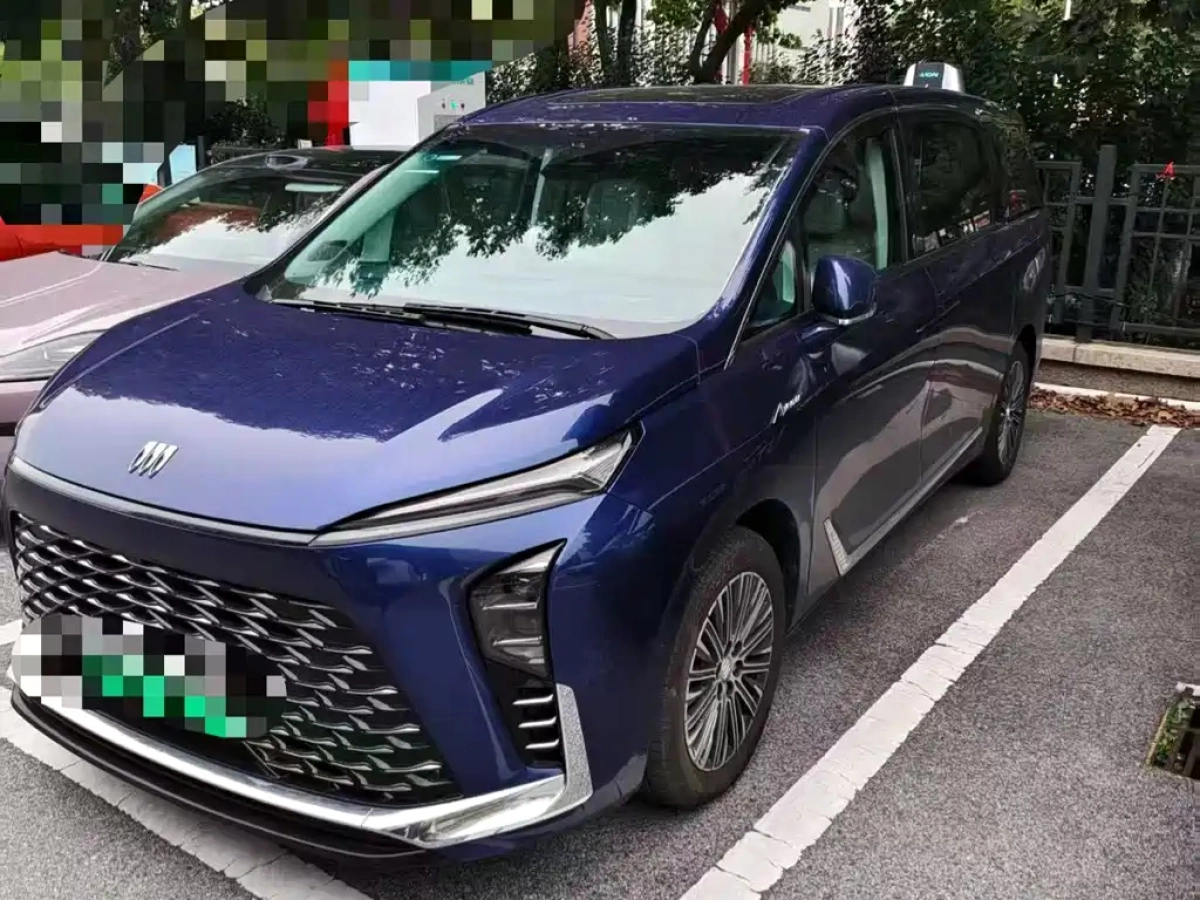 BUICK GL8 NEW ENERGY