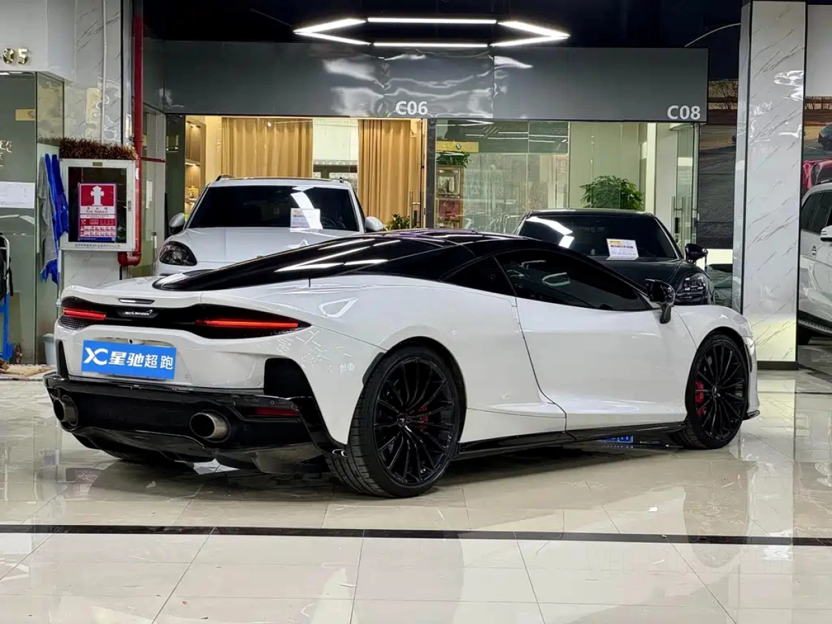MCLAREN GT