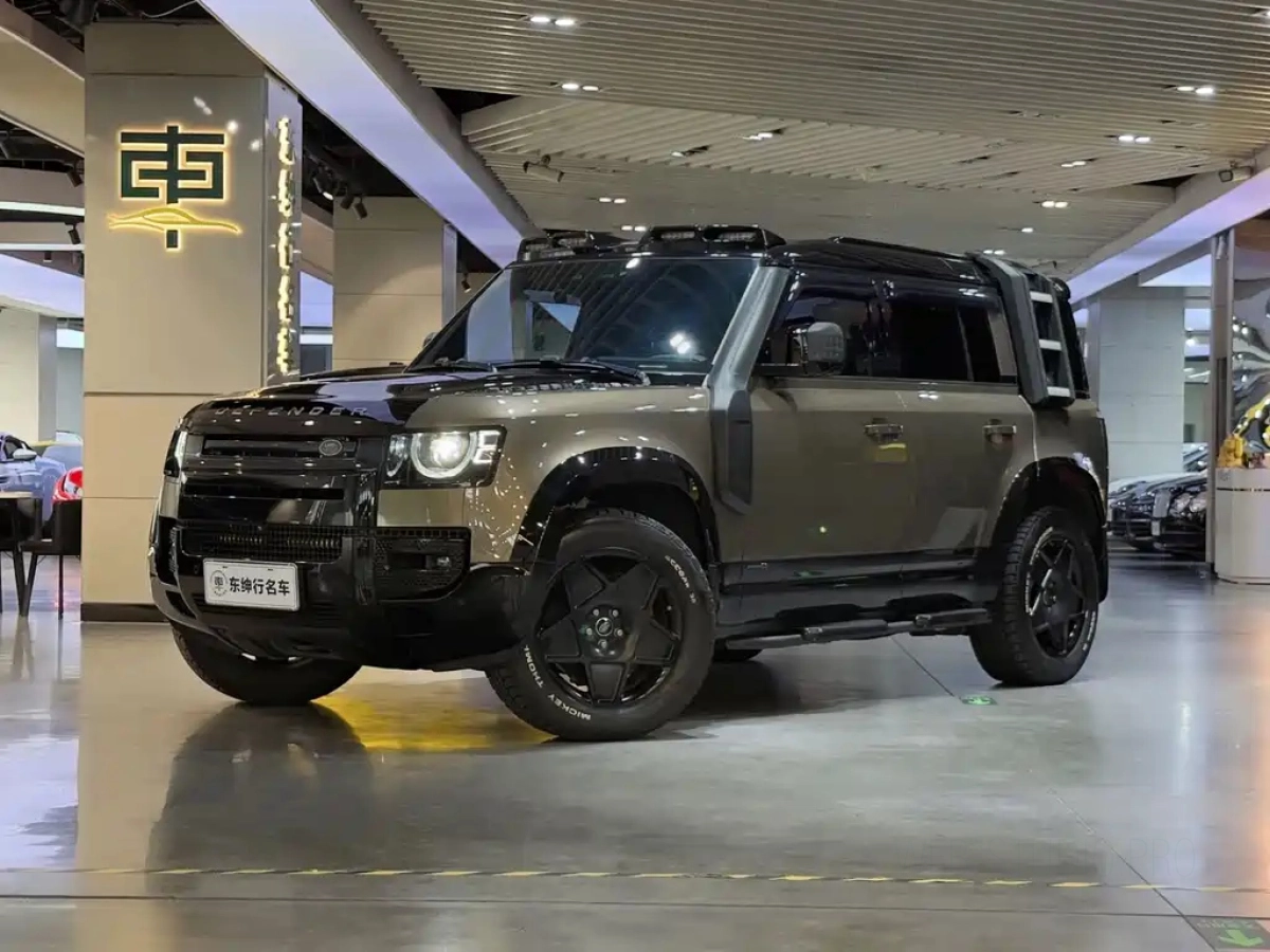 LAND ROVER DEFENDER  2021