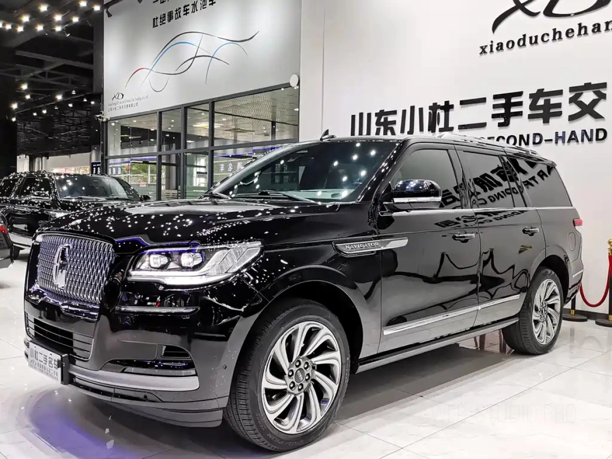 LINCOLN NAVIGATOR