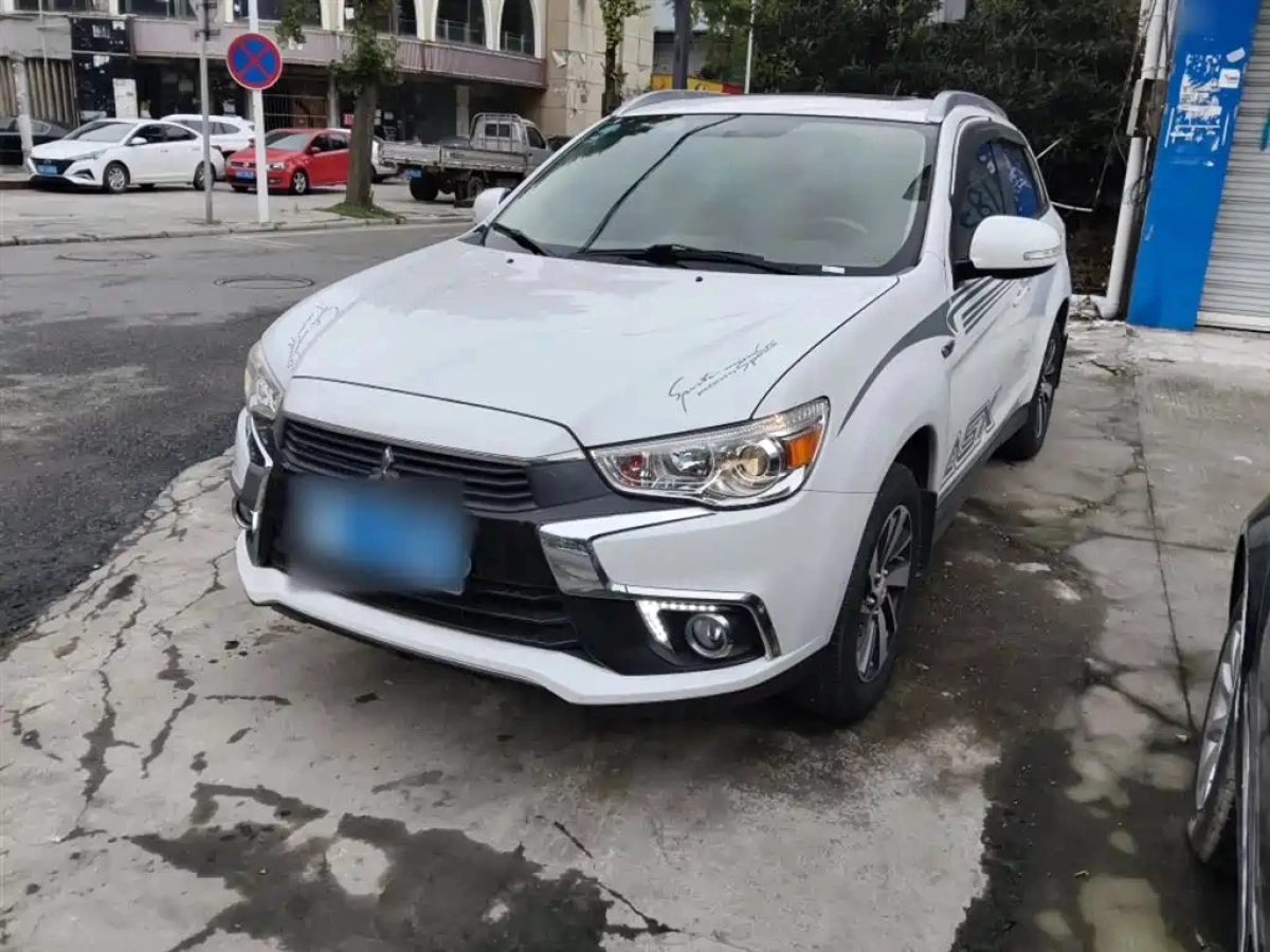 MITSUBISHI ASX