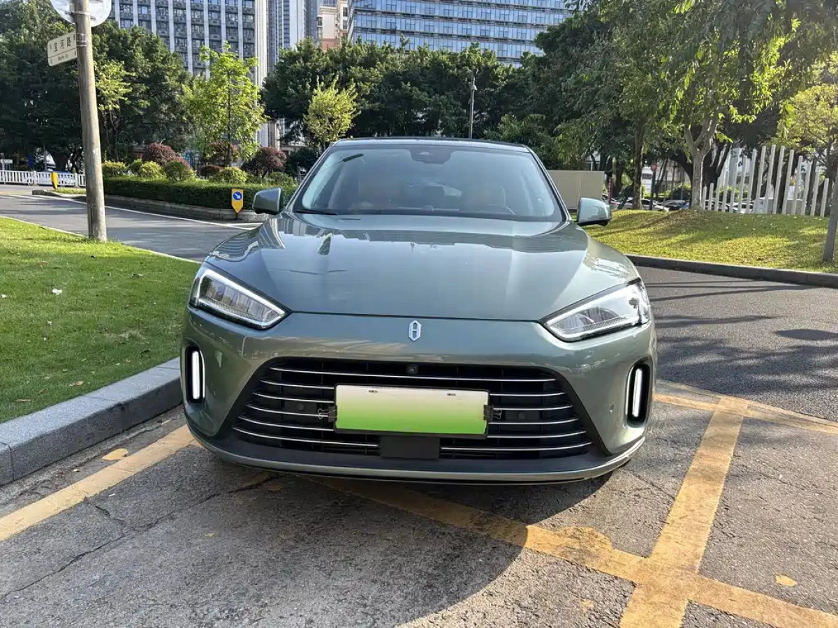 HUAWEI HARMON AITO M5