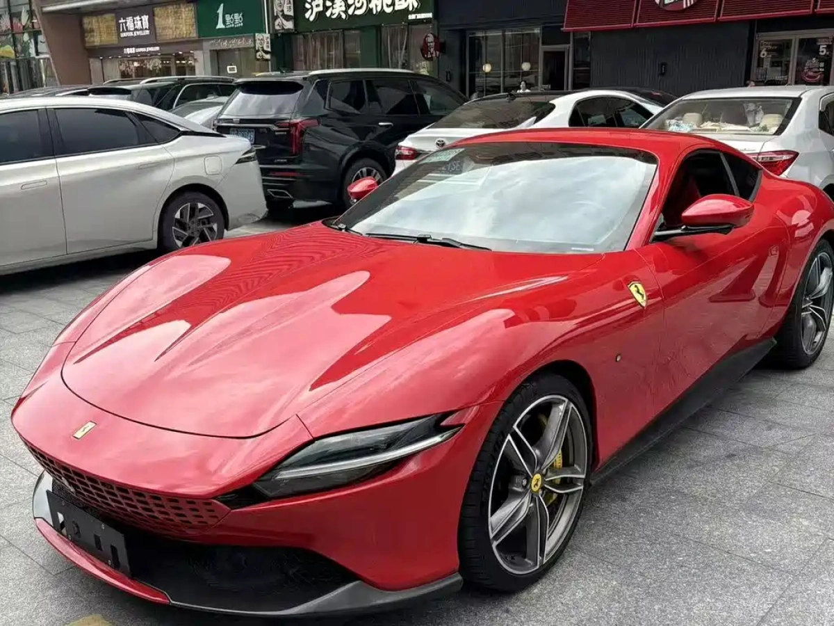 FERRARI ROMA