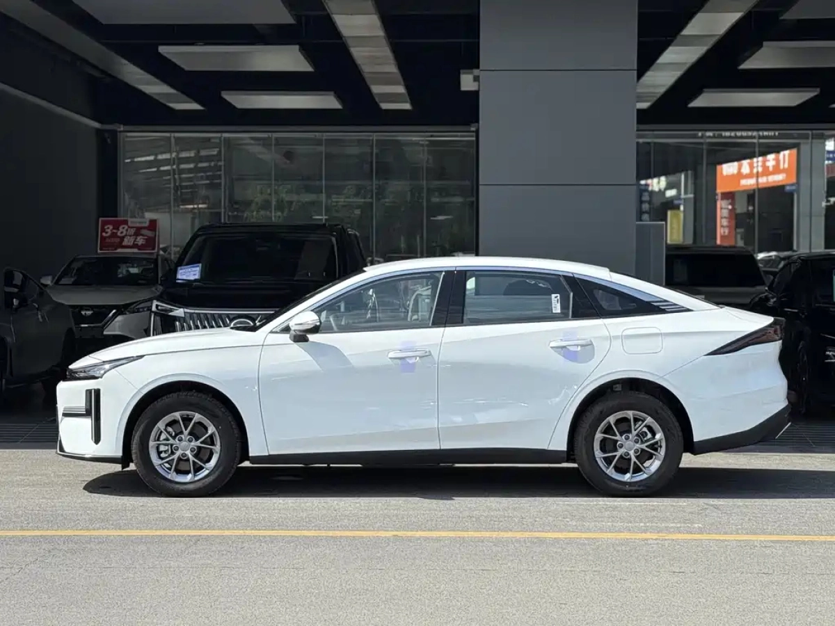 GEELY GALAXY GALAXY L6