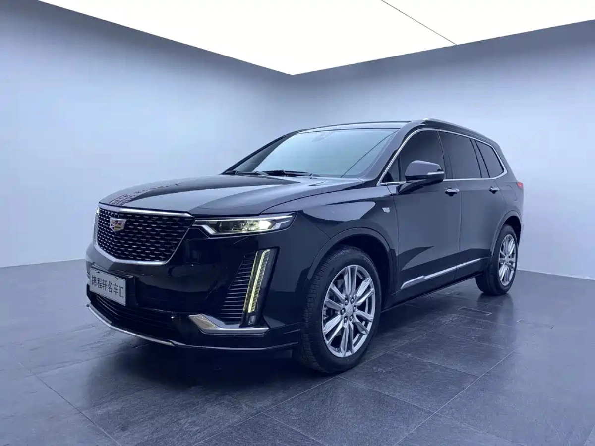 CADILLAC XT6