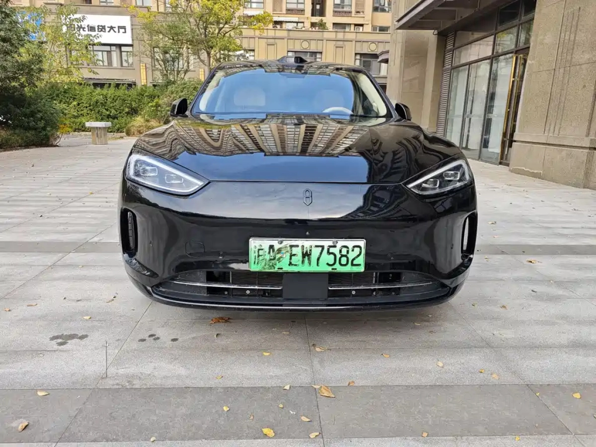 HUAWEI HARMON AITO M5