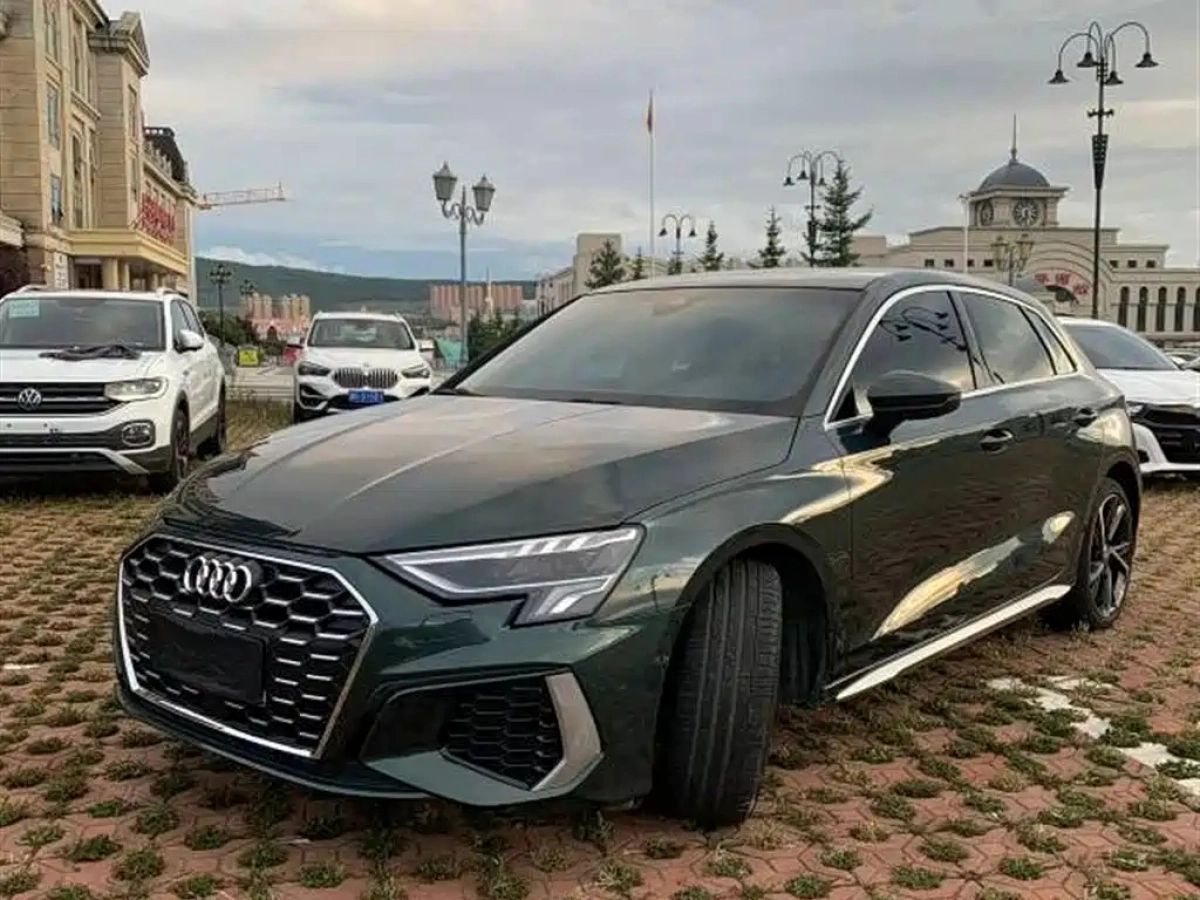 AUDI A3  2022