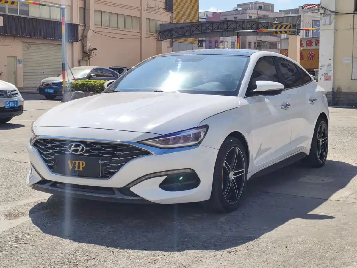 HYUNDAI LAFESTA  2020