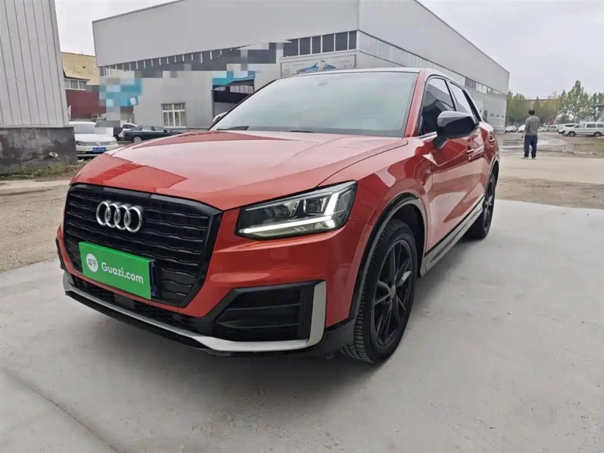 AUDI Q2L