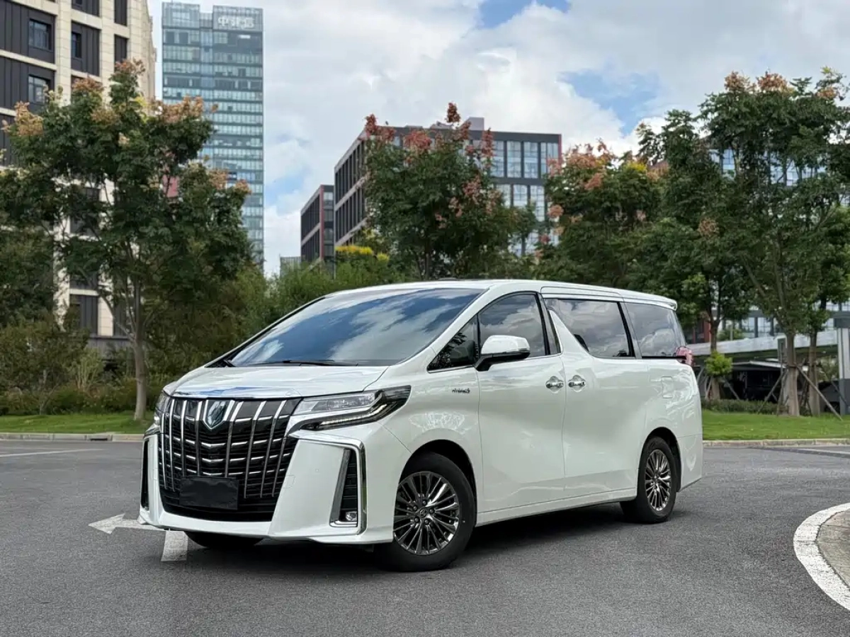 TOYOTA ALPHARD